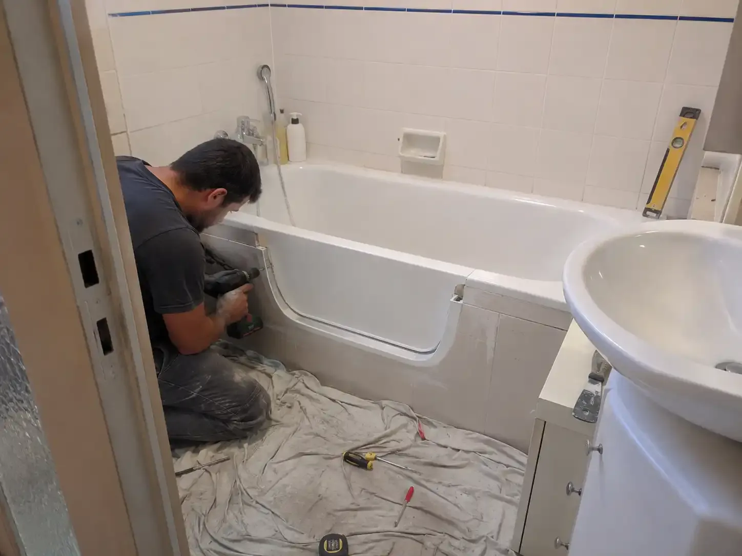 Image installateur douche senior 8 senior coordination